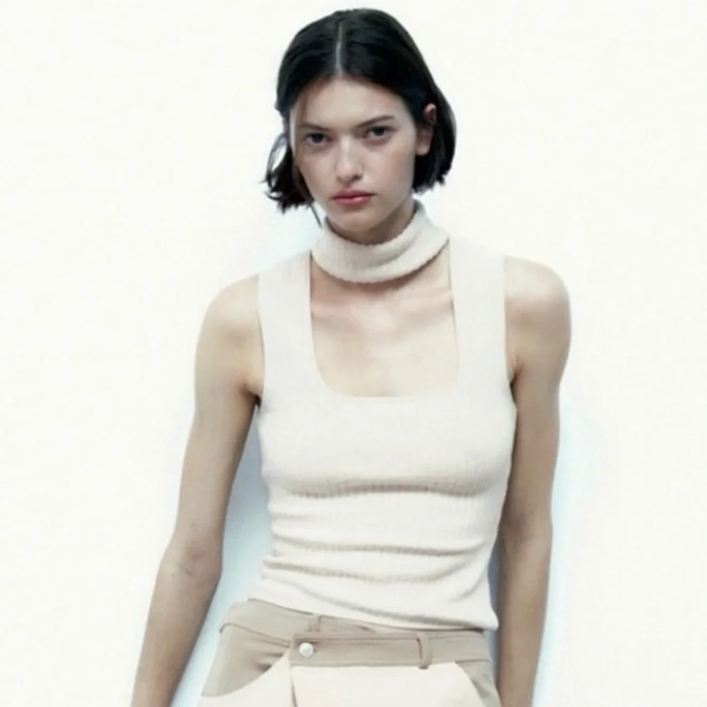 Zara Ecru‎ Sleeveless Cut Out Squared Neck Choker Tank Top Sz L Cotton Blend